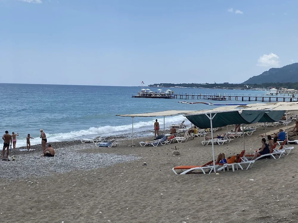 Mert Hotel