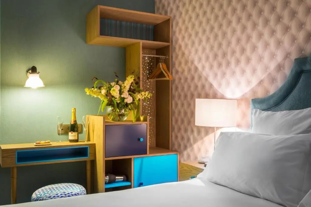 Hôtel La Parizienne - Proche Montparnasse