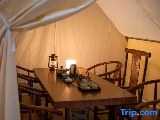 Yinlu Jingde Homestay (Taoxichuan Cultural and Creative Block)