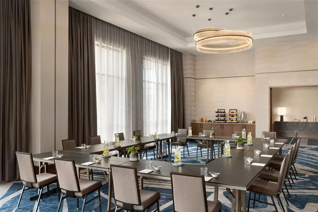Valley Hotel Homewood Birmingham - Curio Collection By Hilton