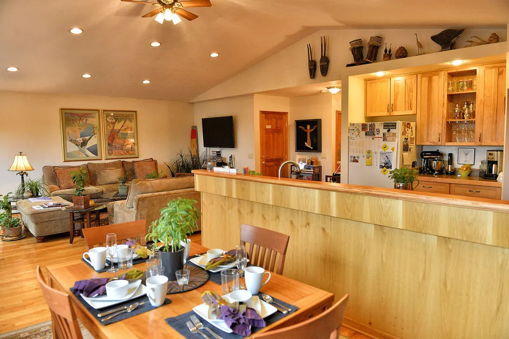 11th Avenue Bed and Breakfast
