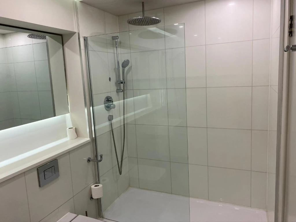 Axiom Park Hotel