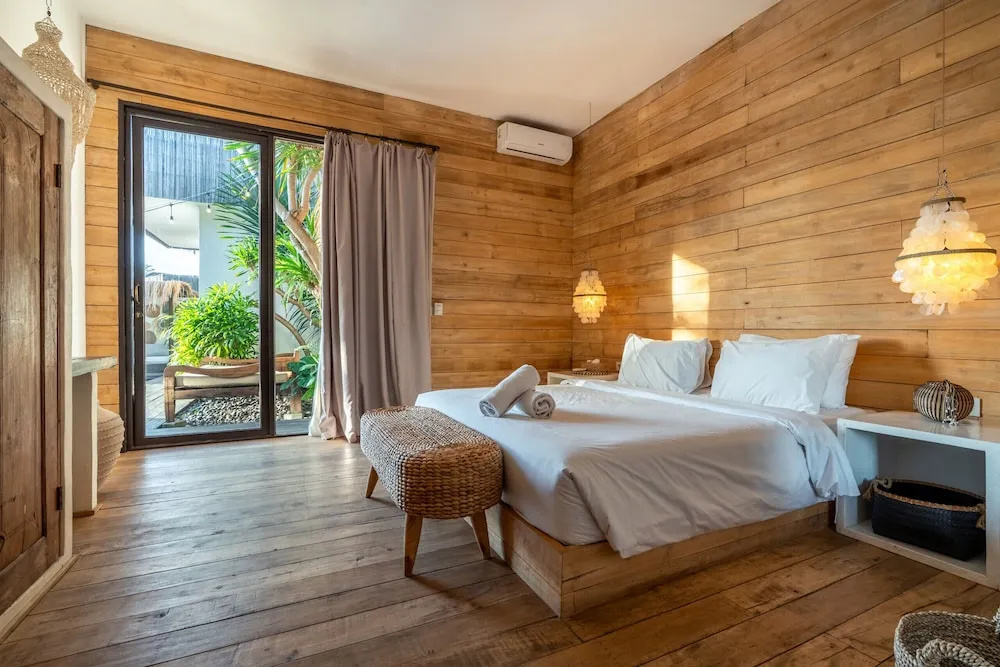 Fabulous 3BR Boho-chic Style, Umalas With Staff
