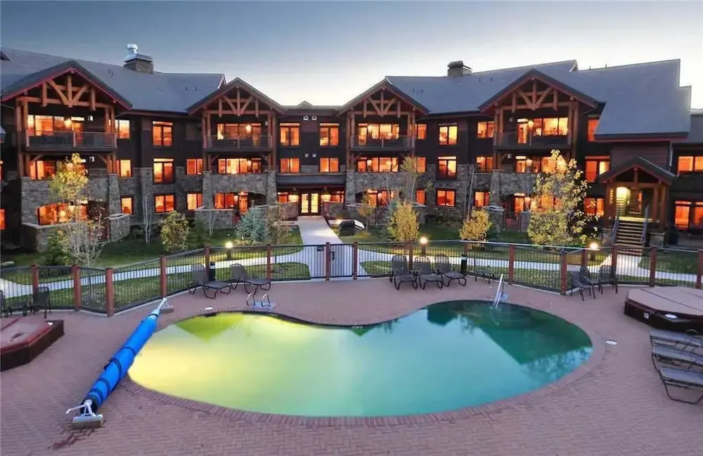 6106 Bear Lodge, Trappeur's Crossing Apartment 5