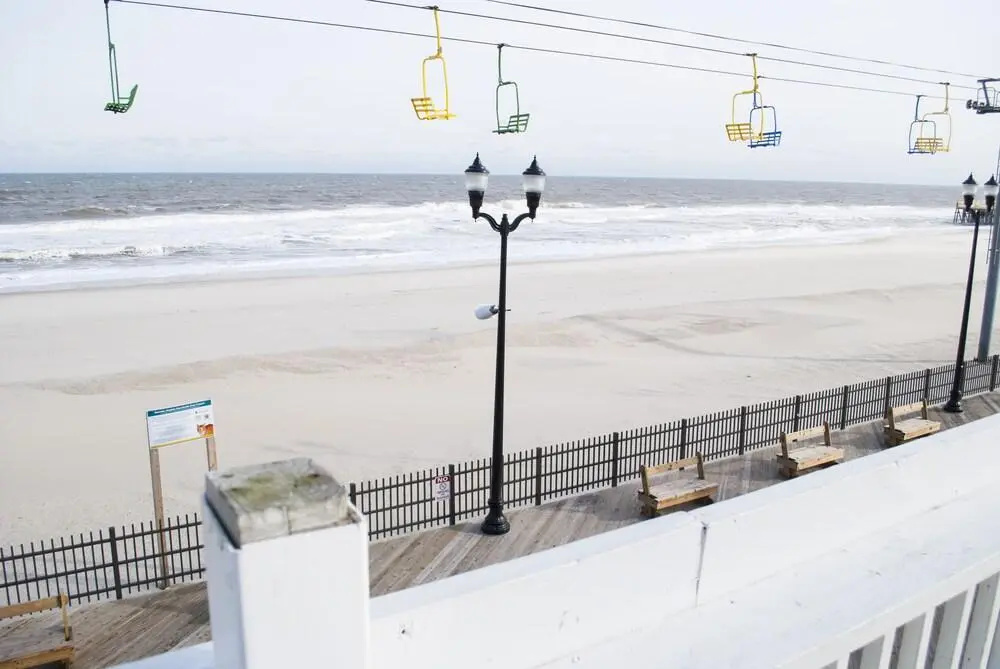 Boardwalk Hotel Charlee & Apartments Beach Hotel Oceanfront