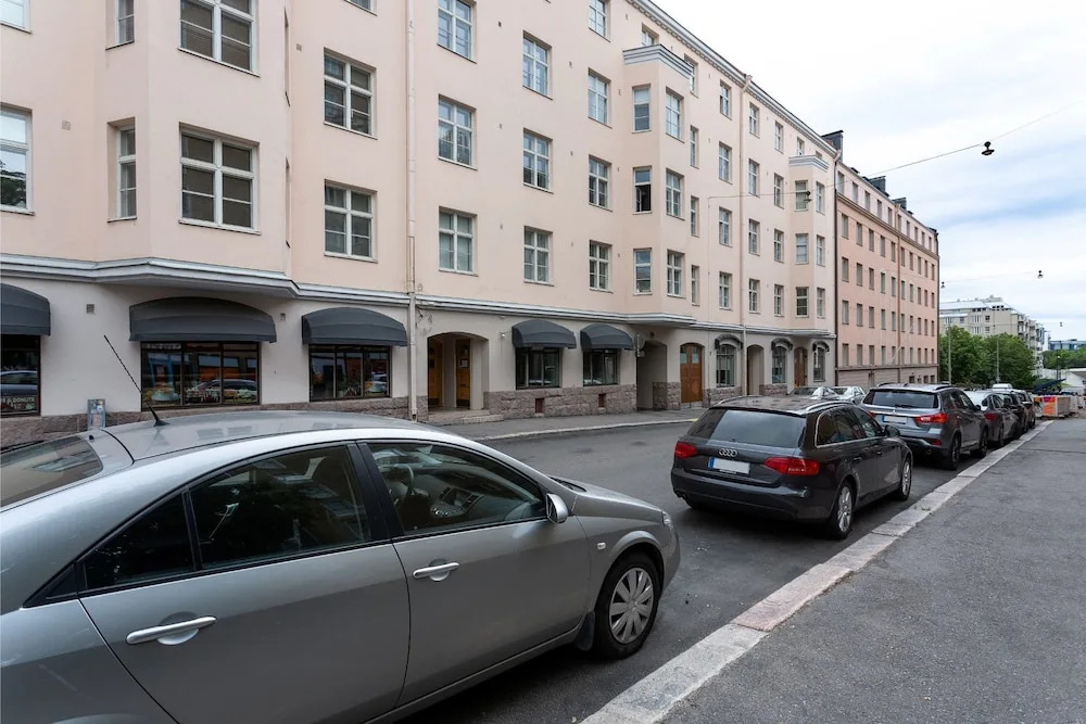 WeHost Eerikinkatu 48