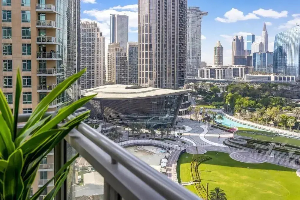 Durrani Homes - The Luxe 3br with Burj Khalifa and Fountain View - third room without partition