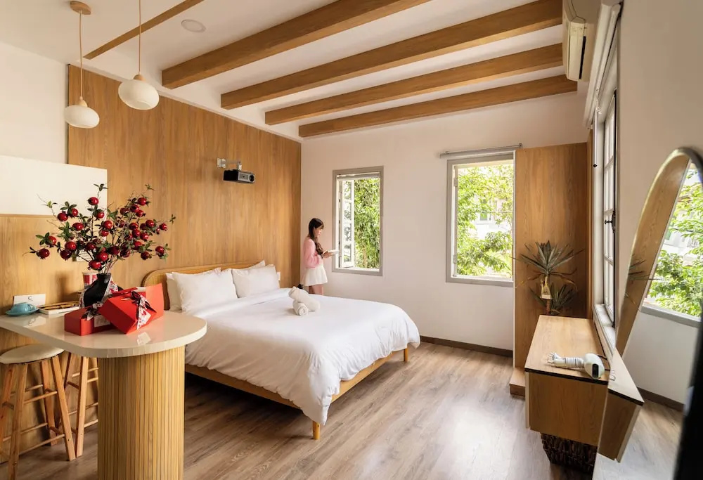 Chạm's Hotel & Homestay