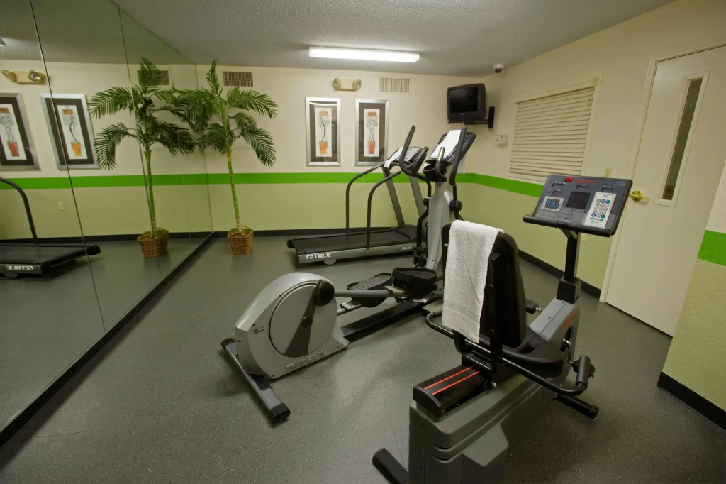 Extended Stay America Suites - Chicago - O'Hare - Allstate Arena