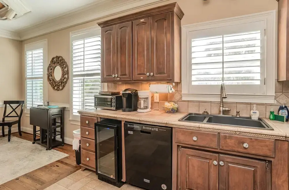 18 Fiddlers Cove Dr - 5 Bed/4 Bath w/ Resort Access & Golf Cart!