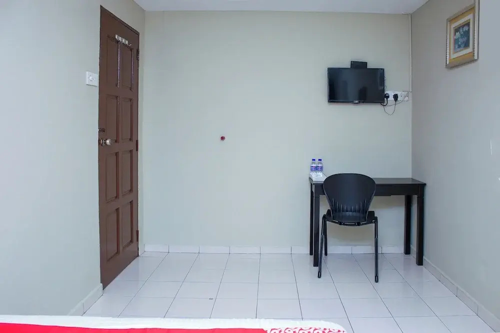 Hotel O Prima Saujana Budget Hotel