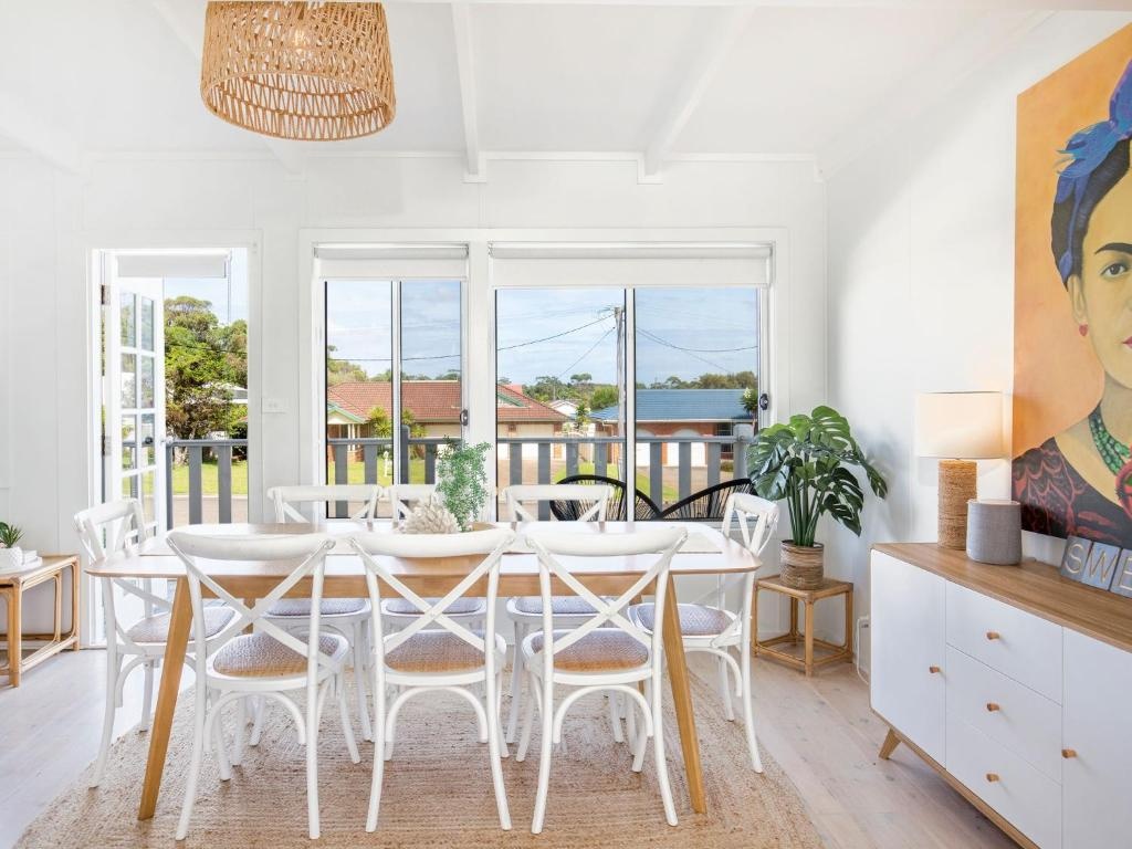 Swell - Pet Friendly - 2 Mins Walk to Beach