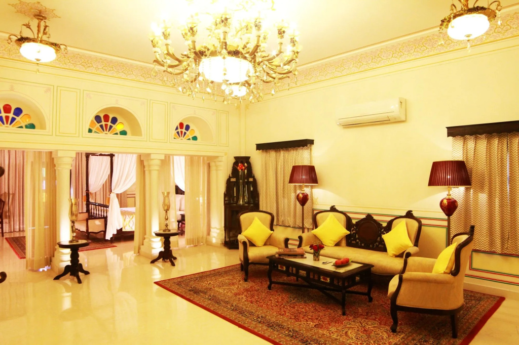 Grand Uniara A Heritage Hotel