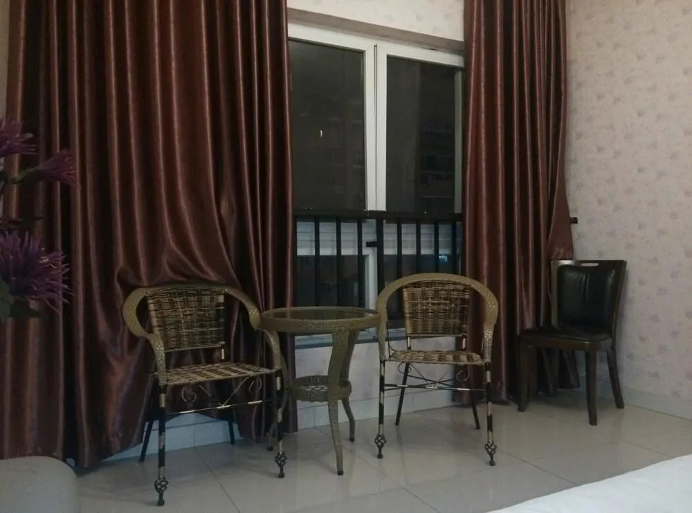 Chongqing Yelaixiang Hotel