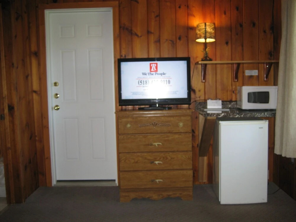 Waters Edge Lodge