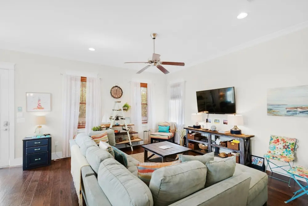 The Light House in Highland Park by Real Joy Vacations