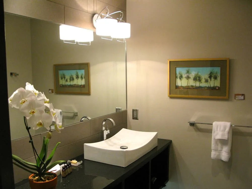 Suites at 118 - Bloomington