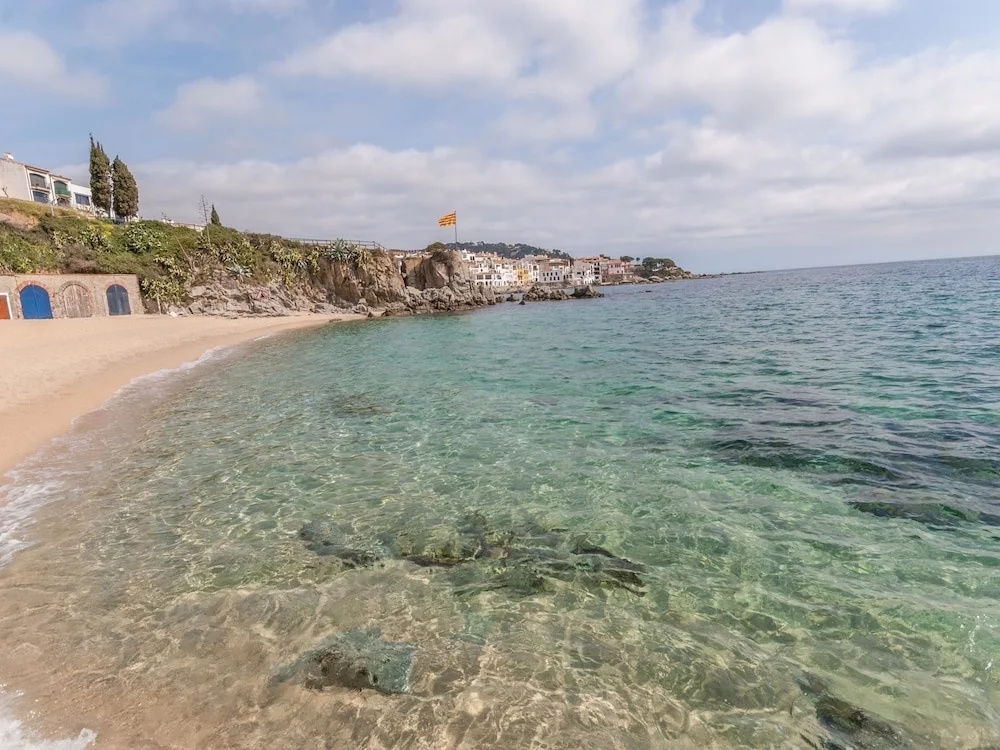 Spacious Holiday Home in L'escala With Swimming Pool