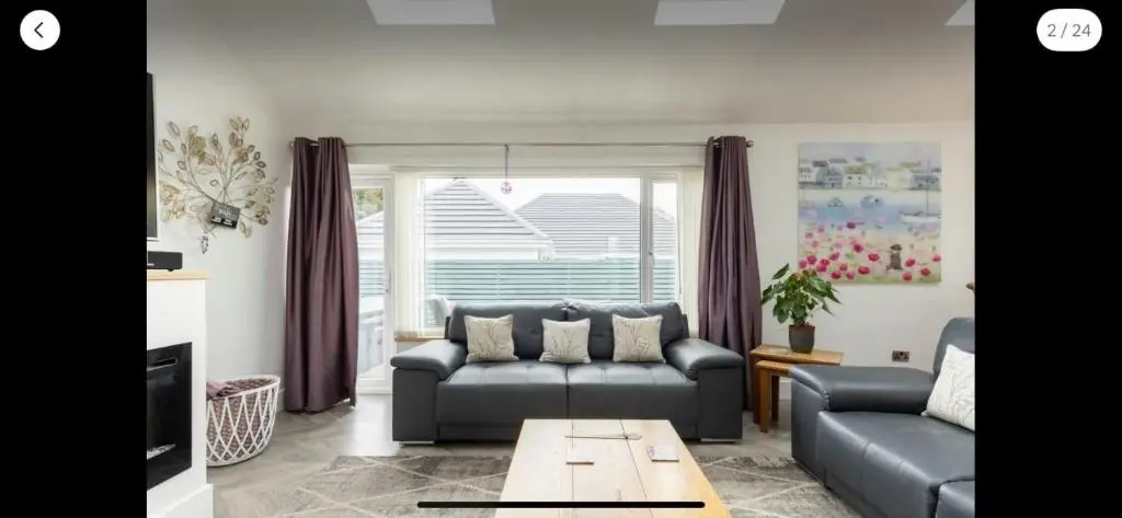 Luxury Bungalow with hot tub in Newquay Cornwall