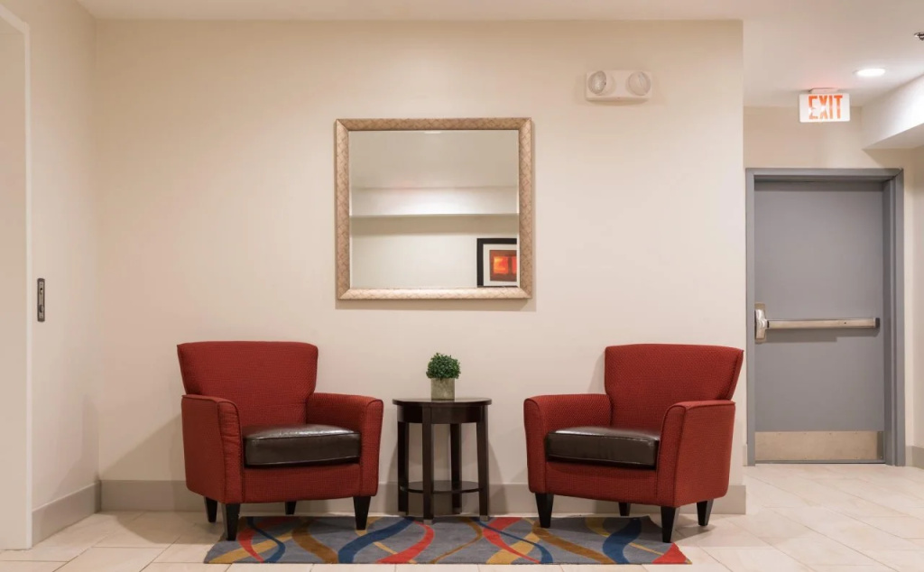 Holiday Inn Express Hartford-Newington by IHG