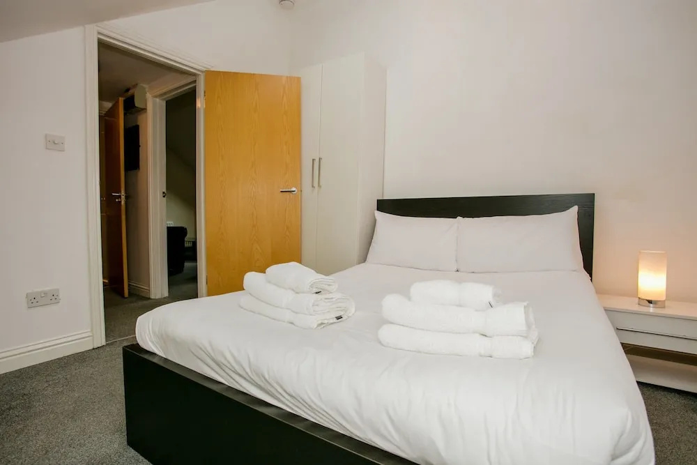 1 Bedroom Flat Sleeps 4 In Hackney