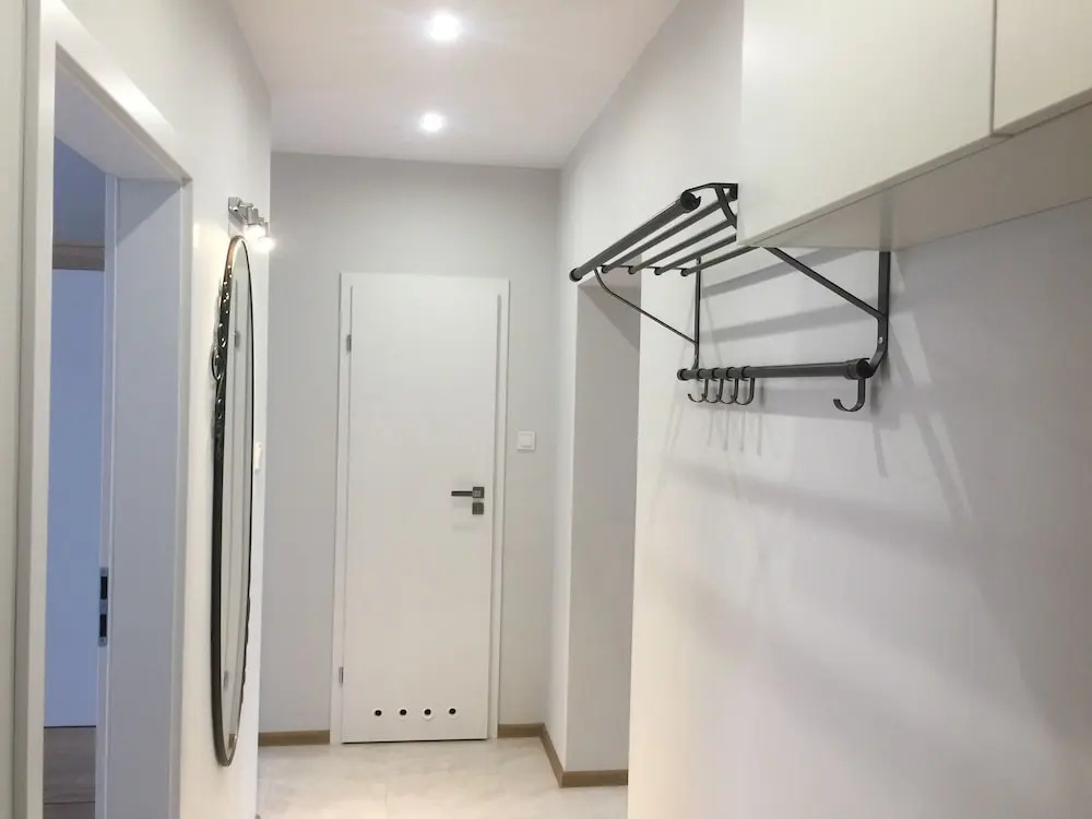 Penguin Rooms Zlota Street