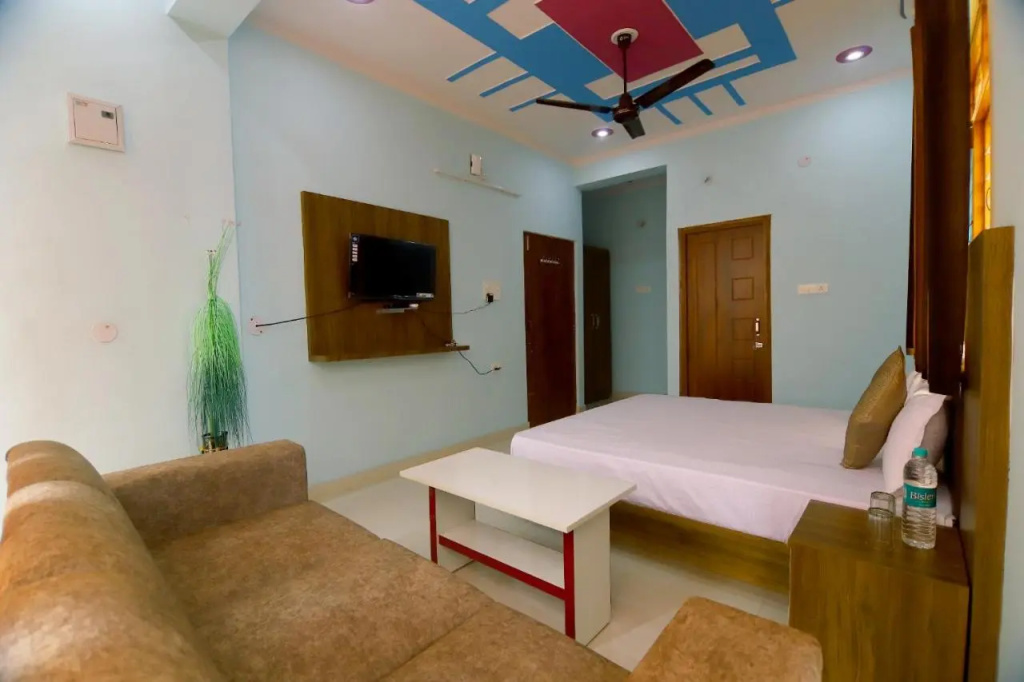Hotel Comfort Inn Homestay