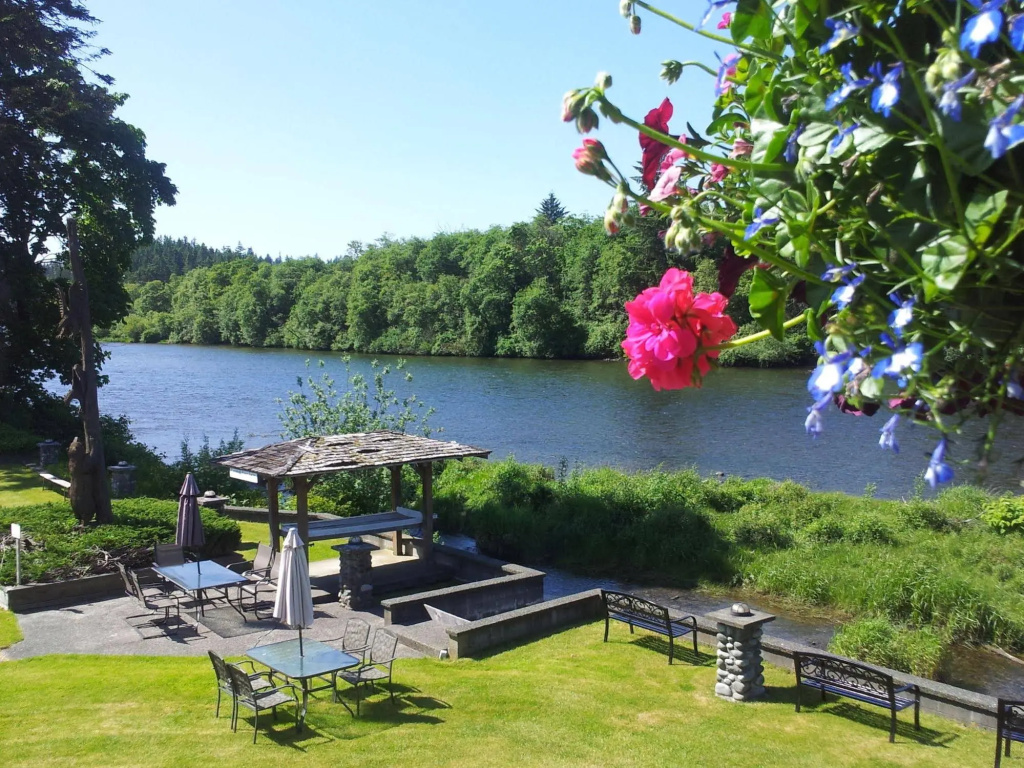Campbell River Lodge