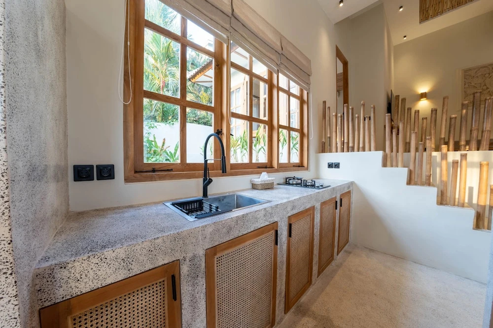 Semiramida Villa by EVDEkimi - Elegant 2BR with Pool, Open-air bath, Patio