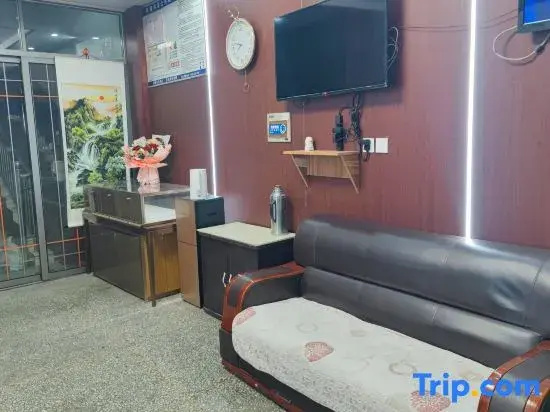 Linyi Chunlin Hotel