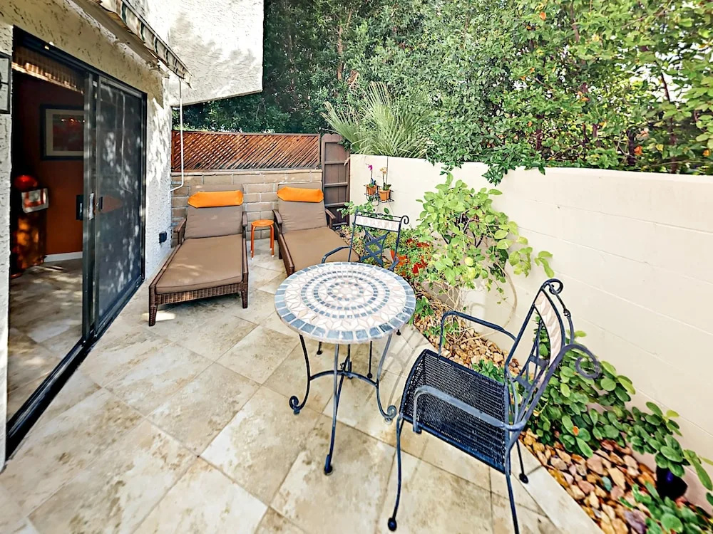 2BR Palm Springs Townhouse Hideaway by RedAwning