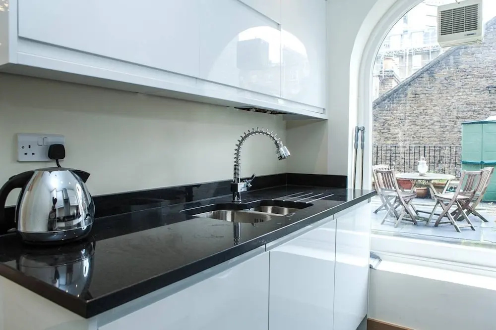 1 Bedroom Apartment Close to Gloucester Road Station