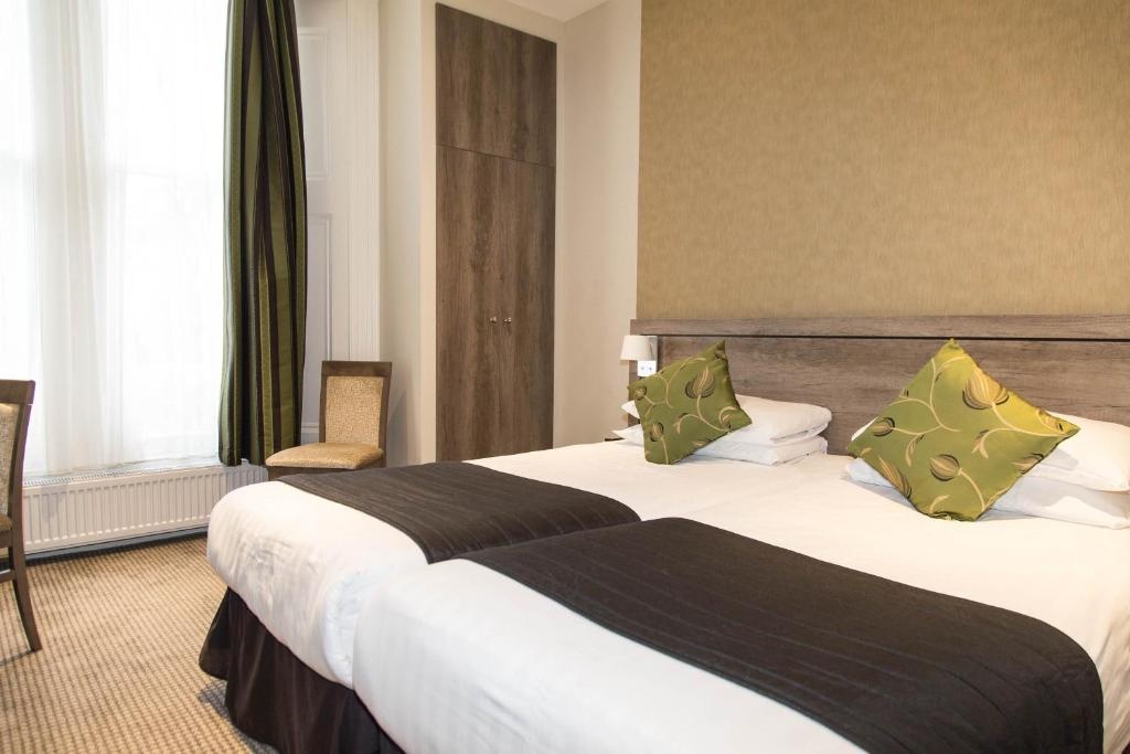 Kensington Gardens Hotel