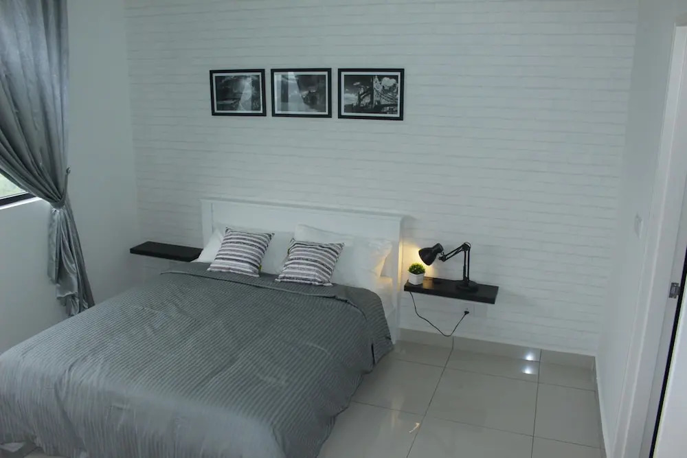 Meridian Medini Near Legoland By Stayrene