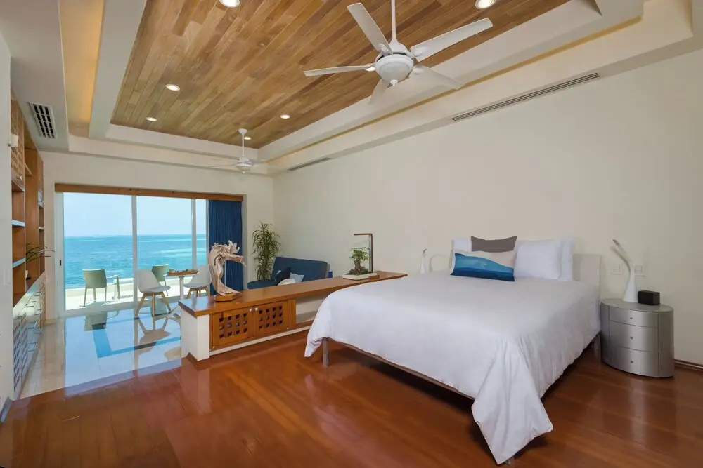 Villa Punta Sam - Beachfront Luxury Villa