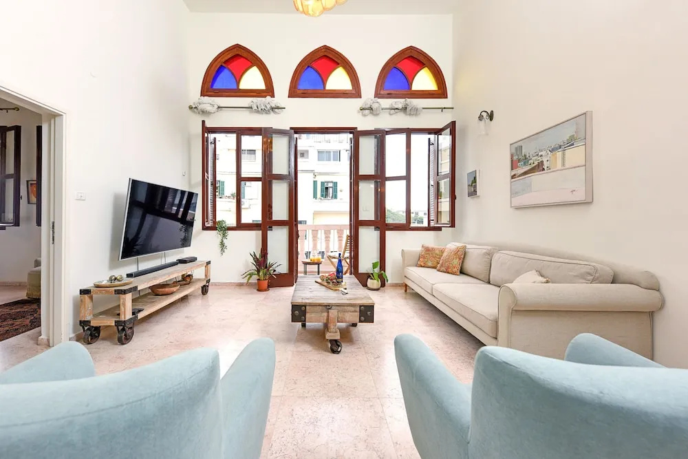 Luxury W2 Balconyparking Best Location