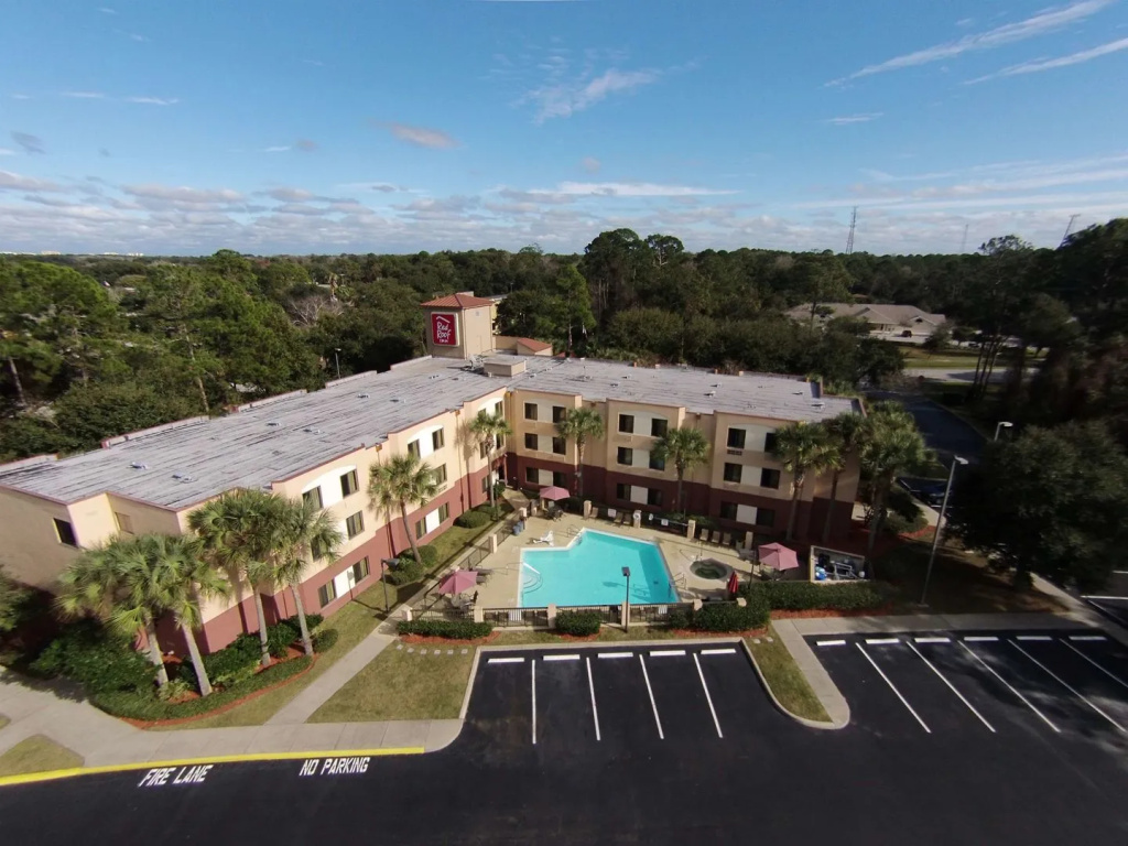 Red Roof Inn PLUS+ Palm Coast