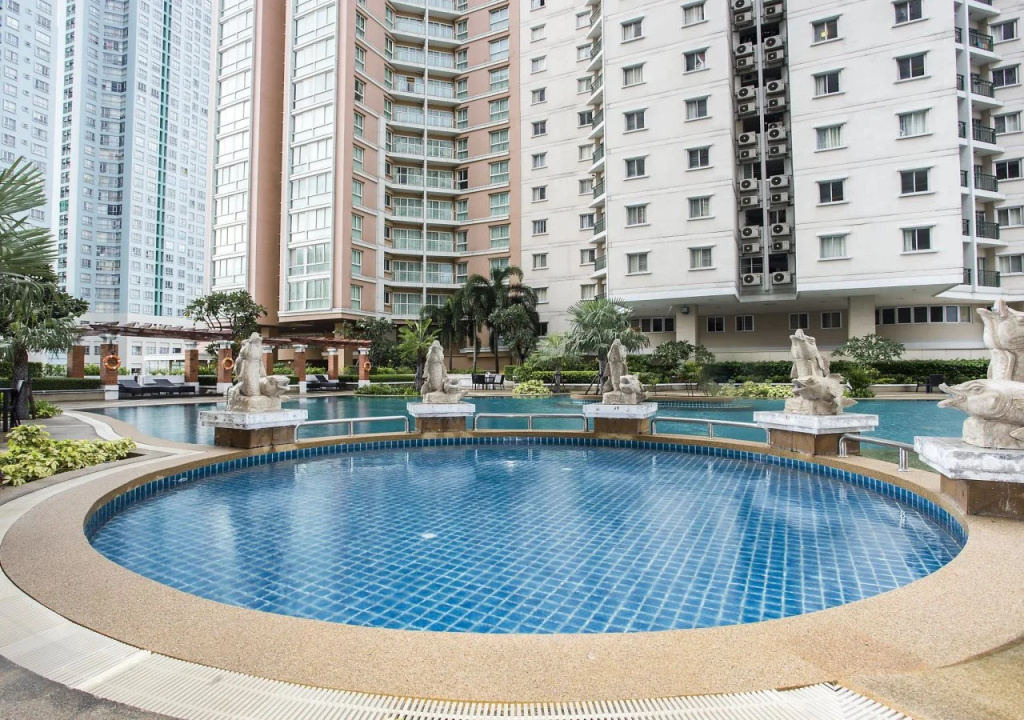The Narathiwas Hotel & Residence Sathorn Bangkok