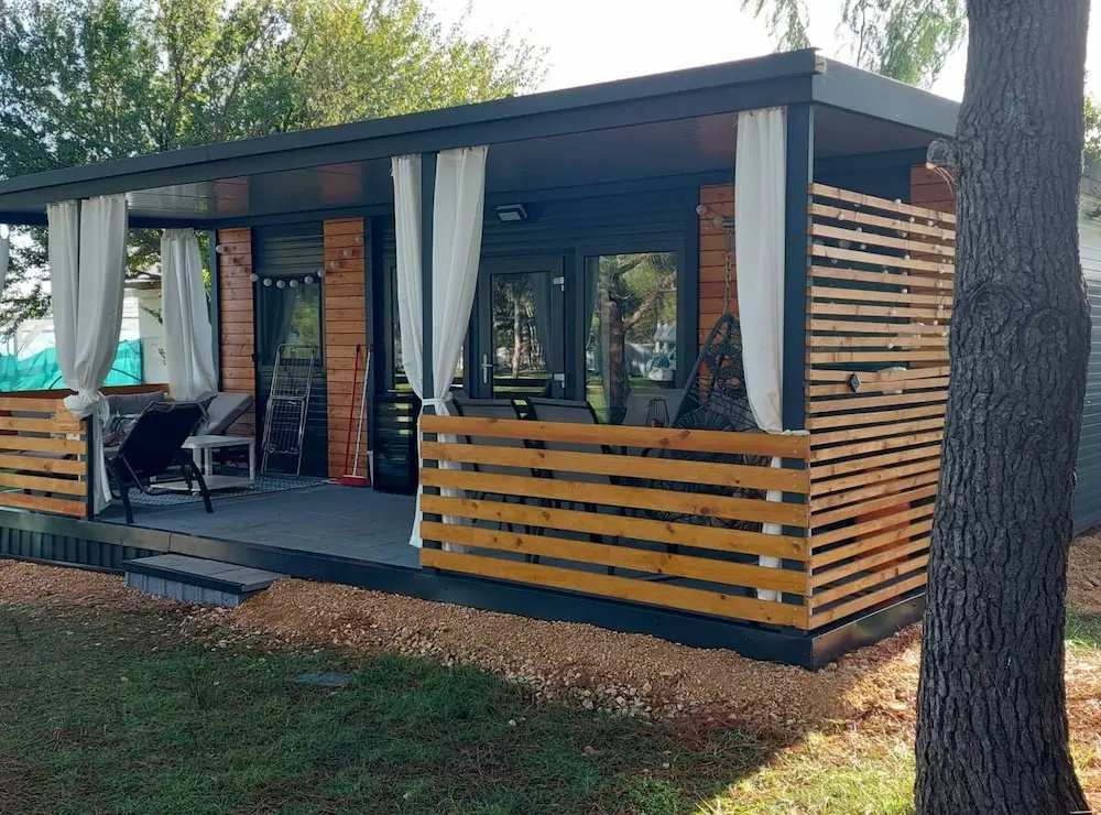 Comfort Two Bedroom Mobile Homes Pirovac