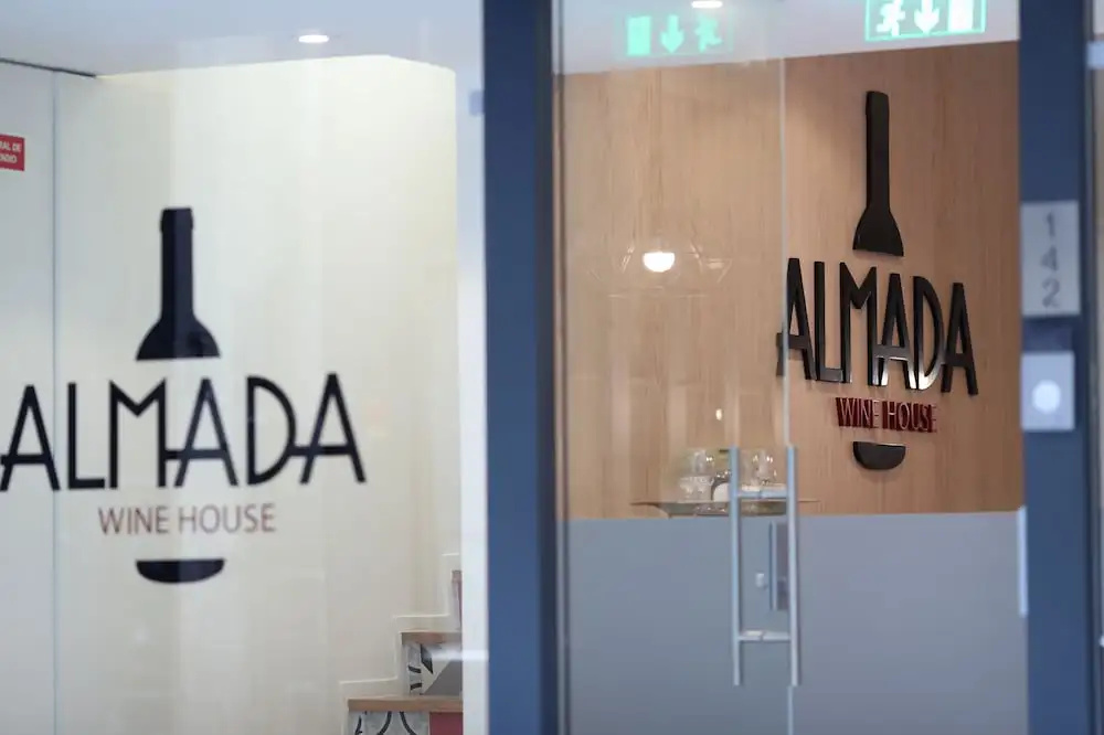 Almada Guest House