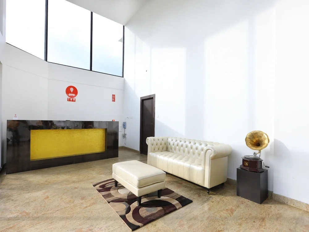 OYO 13838 Ramana Holiday Inn