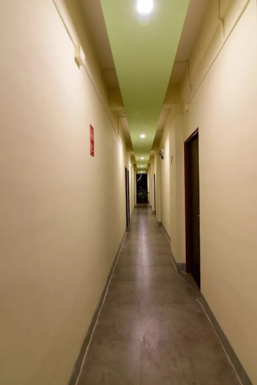 OYO 9910 Sambram Inn