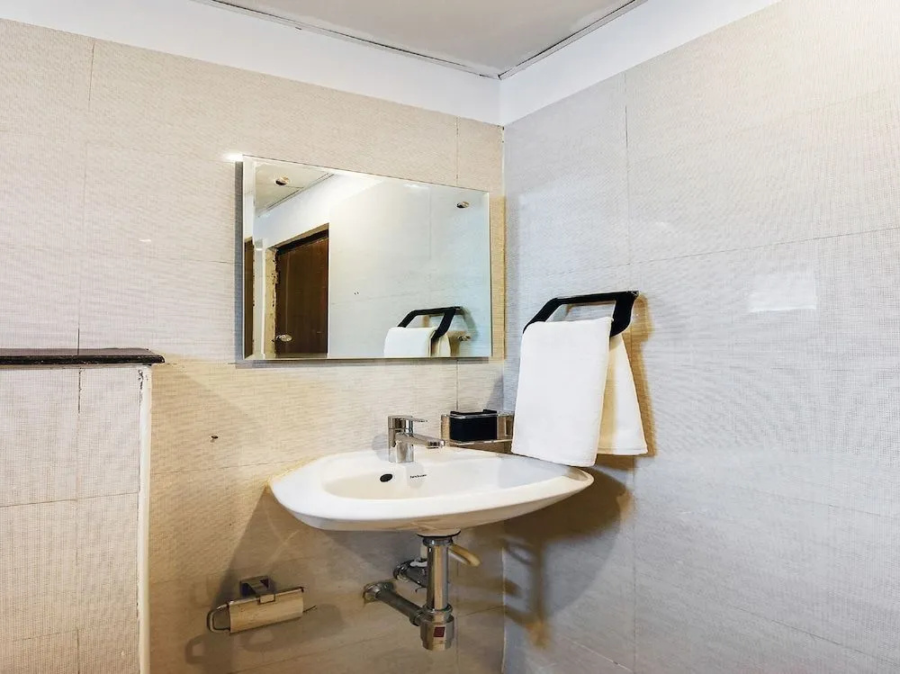 OYO 29779 Park View Inn