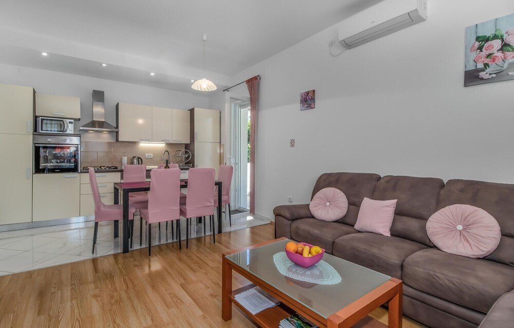 Beautiful Home in Kostrena With Wifi and 2 Bedrooms