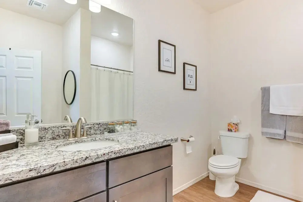 2 Mi to Dtwn & Nau: Flagstaff Condo w/ Patio!