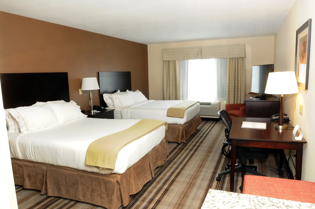 Holiday Inn Express & Suites Cambridge by IHG