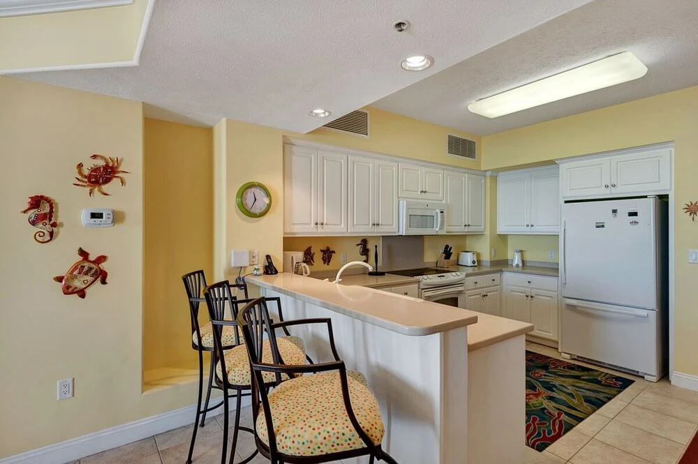 Oceanfront Condo with Spacious Balcony - Unit 0306 by RedAwning