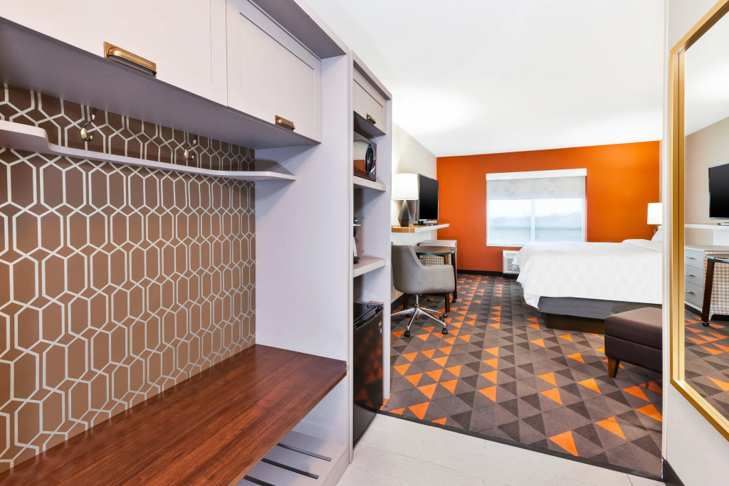 Holiday Inn & Suites - Toledo Southwest - Perrysburg by IHG