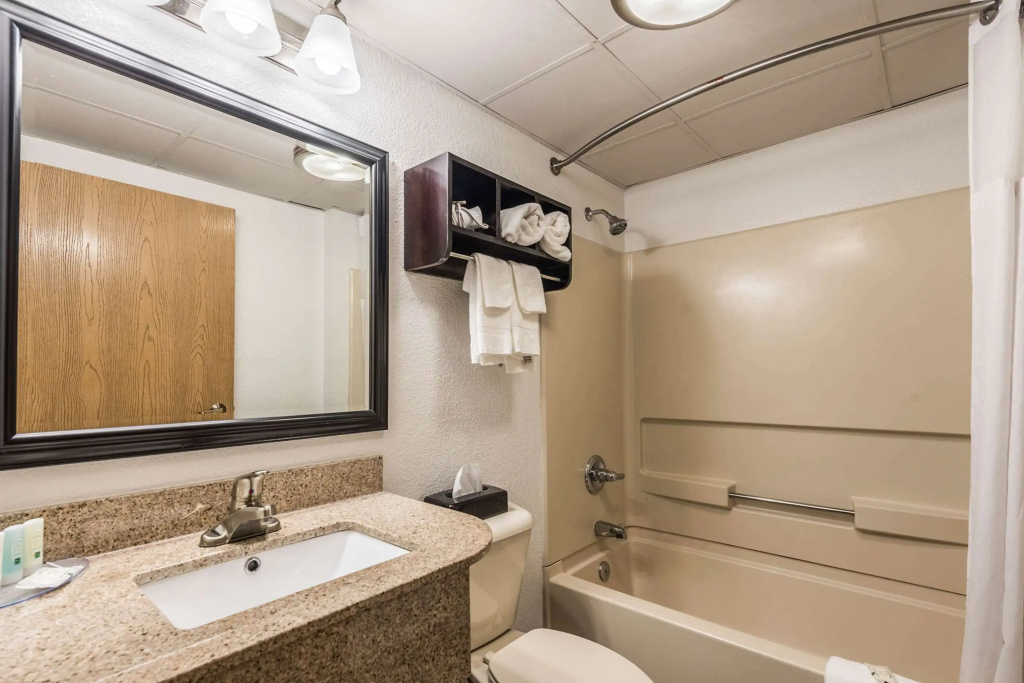 Quality Inn Grove City - Columbus South