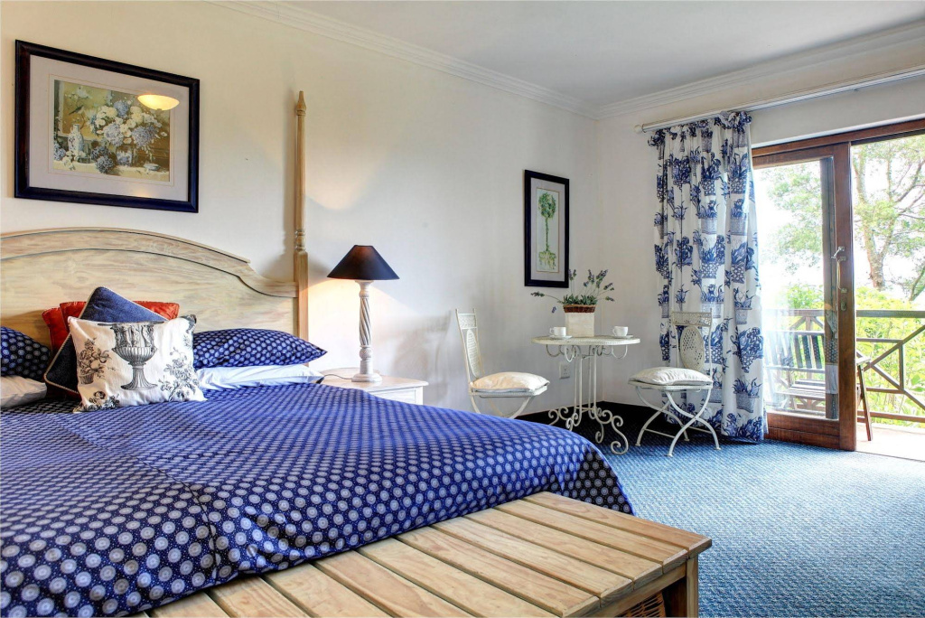Far Hills Country Hotel